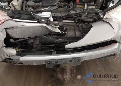 2018 Toyota Rav4 Le from USA, damaged, VIN JTMBFREV6JJ207584